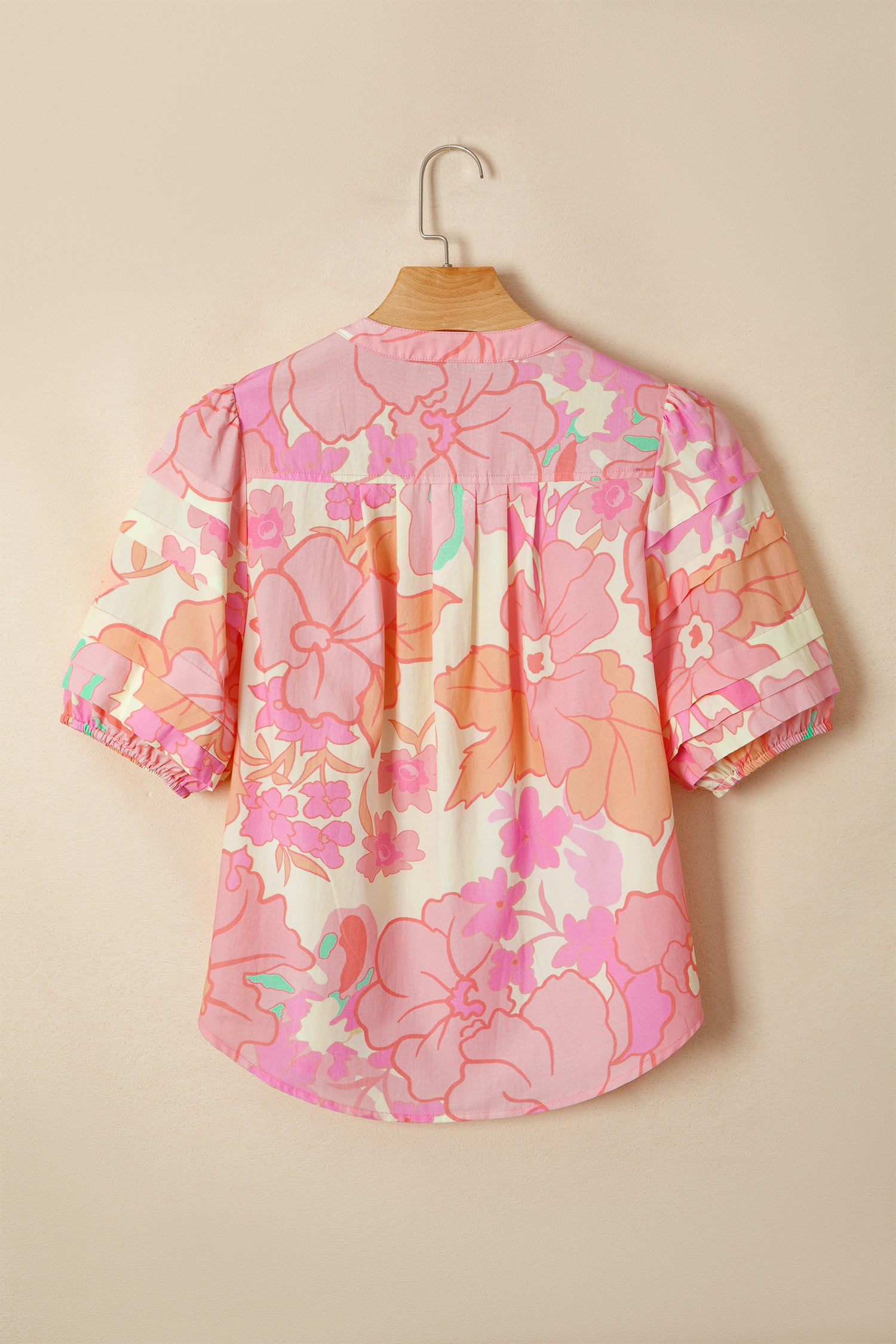 Chemise imprimé floral, manches courtes, boutonnée, pinces — rose