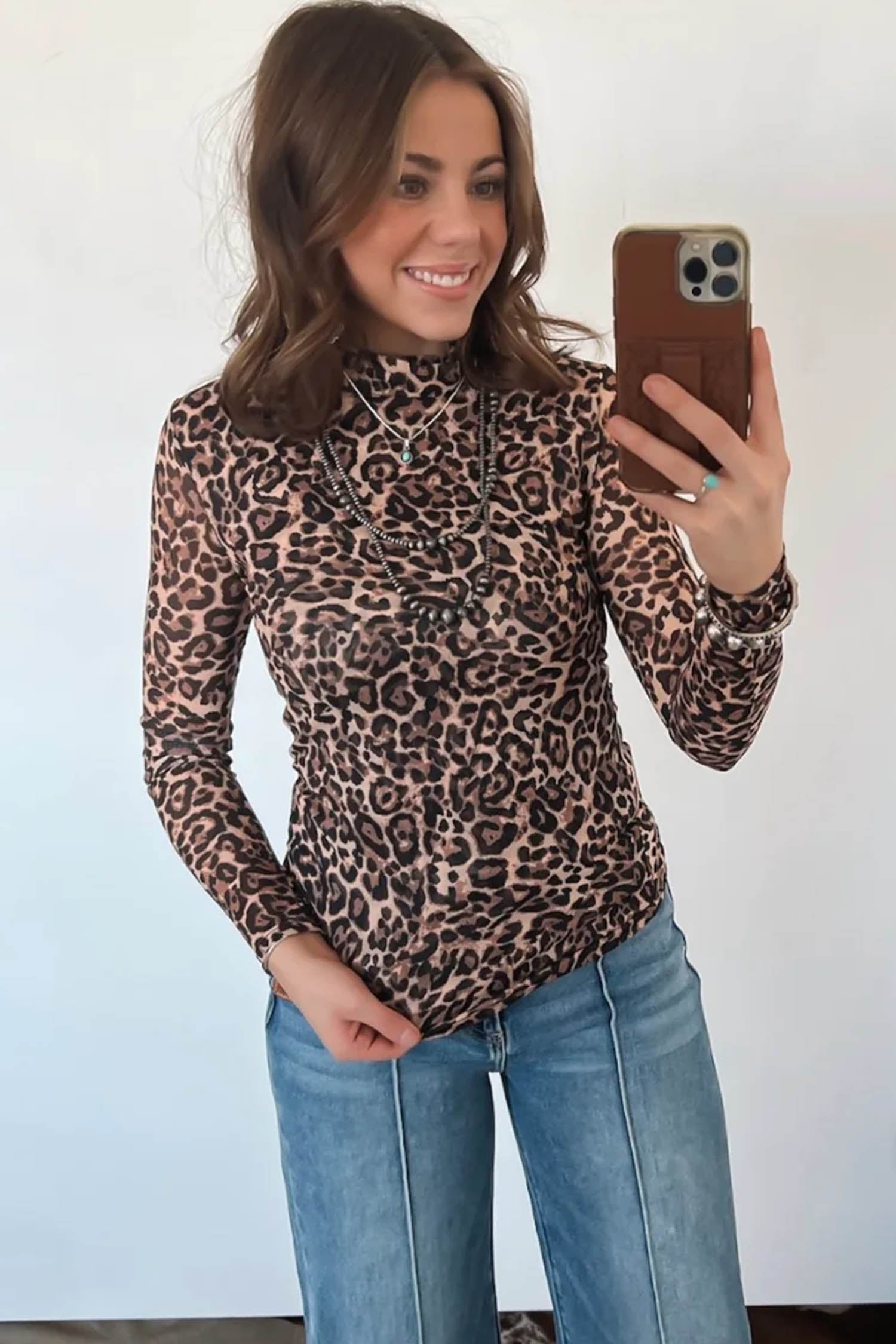 Haut léopard, manches longues, col montant, coupe slim, western — kaki
