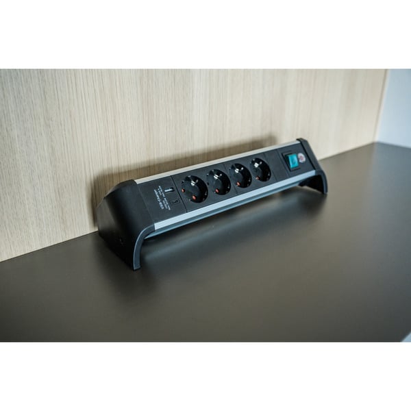Brennenstuhl Alu-Office-Line Steckdosenleiste 4-fach, 2x USB, pour den Schreibtisch - Brennenstuhl - vue 6