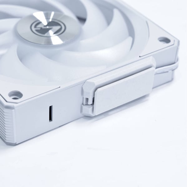 Lian Li UNI FAN CL120 Wireless, Gehäuselüfter - Lian Li - vue 10