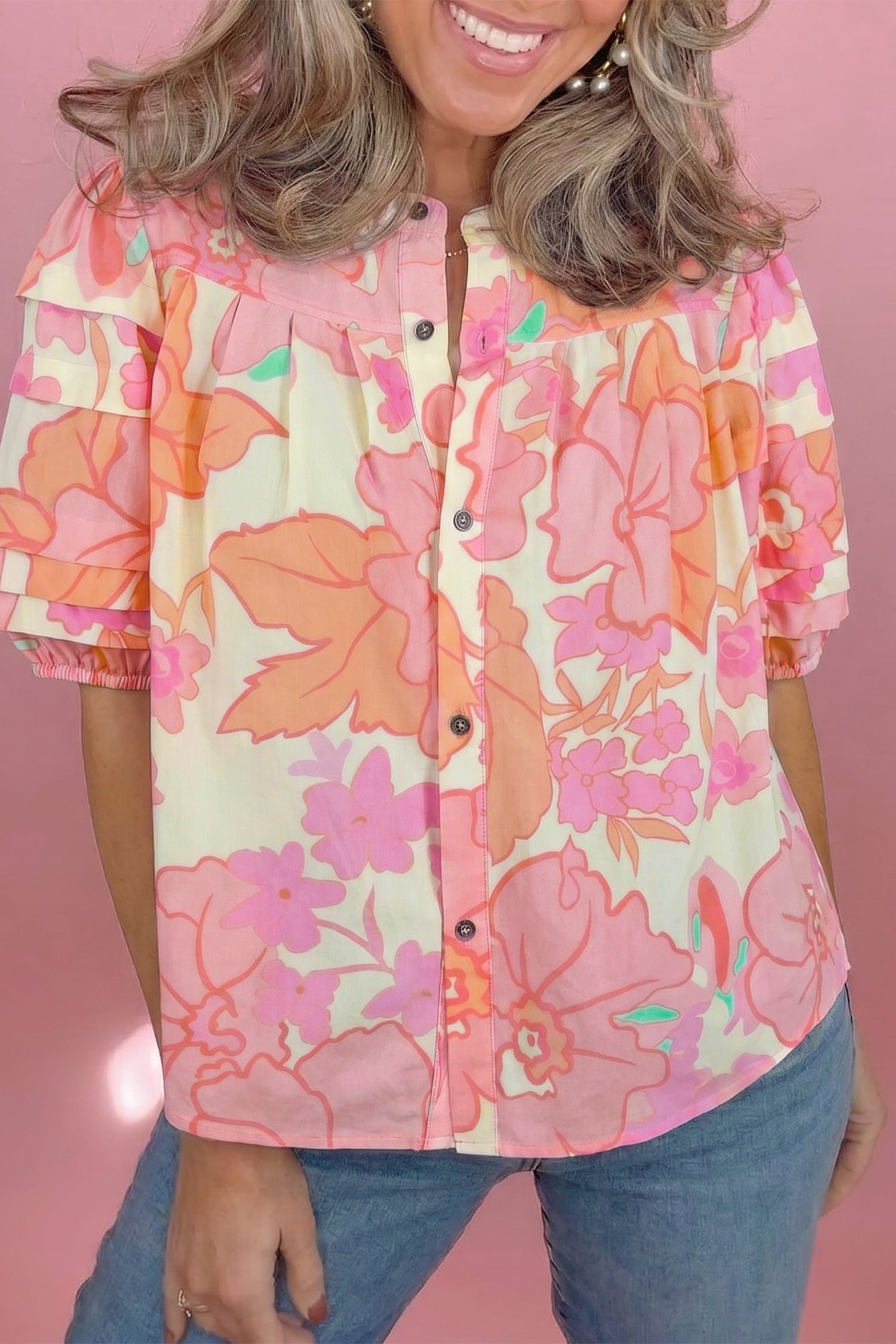 Chemise imprimé floral, manches courtes, boutonnée, pinces — rose